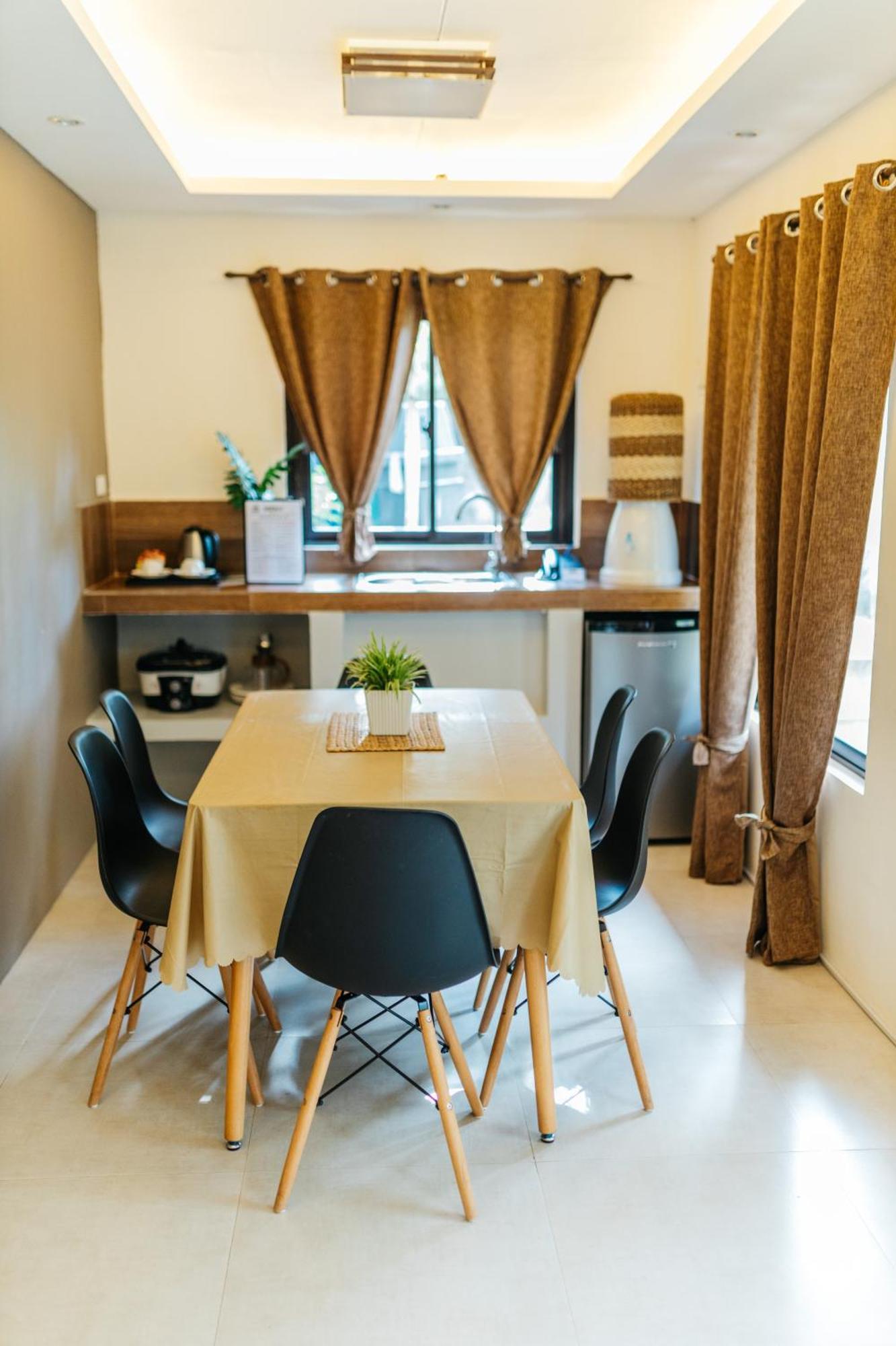 Spacio Caliraya Bed & Breakfast Lumban Dış mekan fotoğraf
