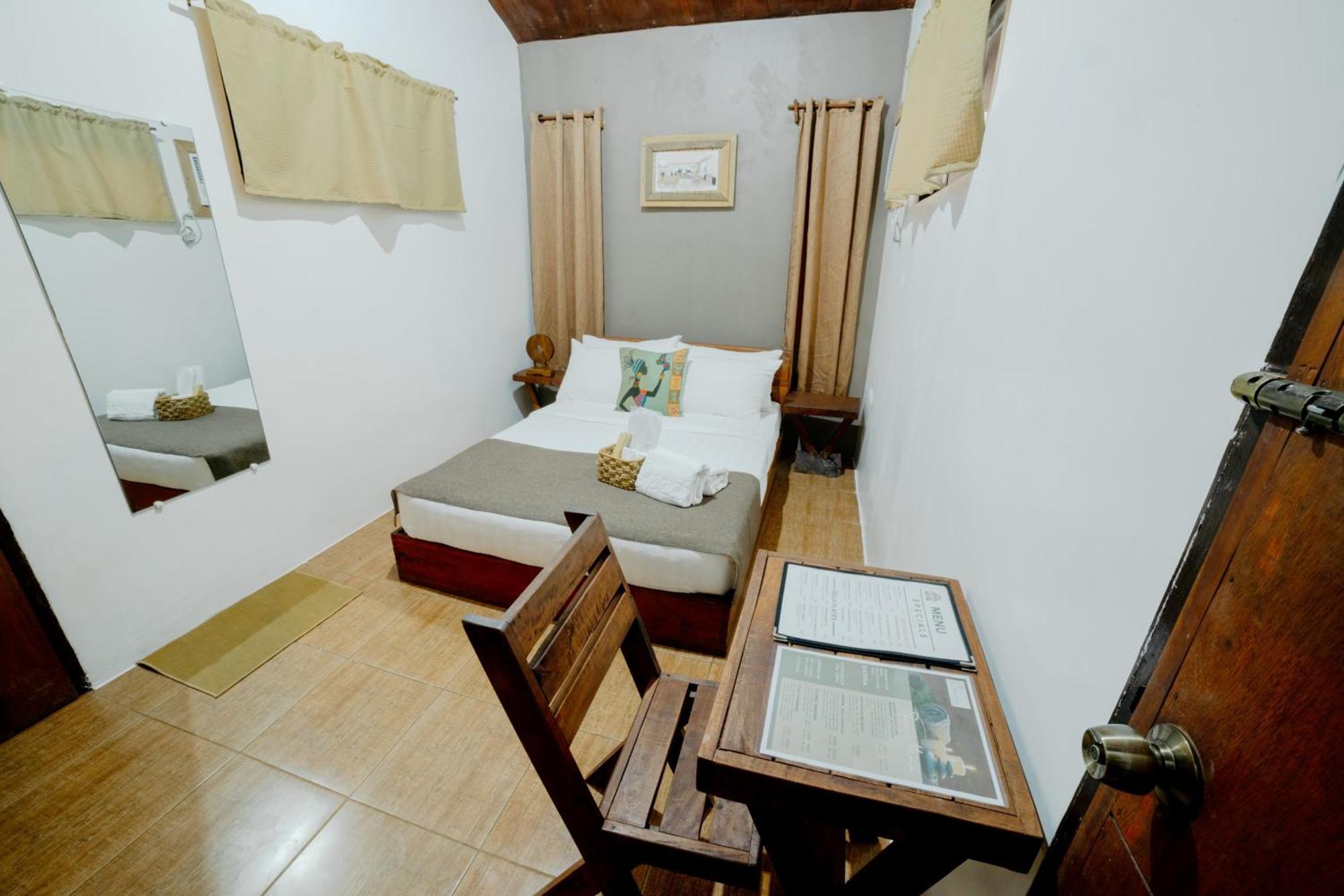 Spacio Caliraya Bed & Breakfast Lumban Dış mekan fotoğraf