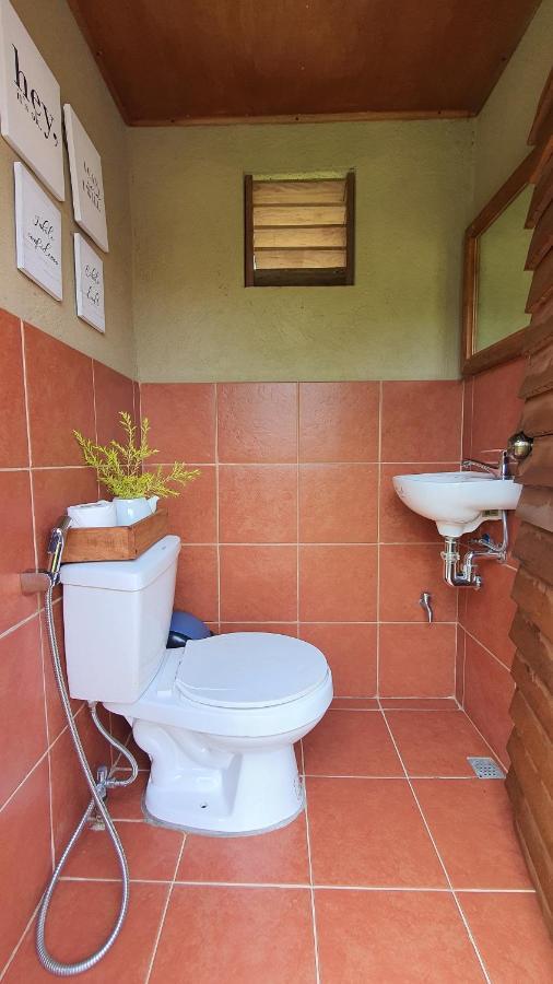 Spacio Caliraya Bed & Breakfast Lumban Dış mekan fotoğraf