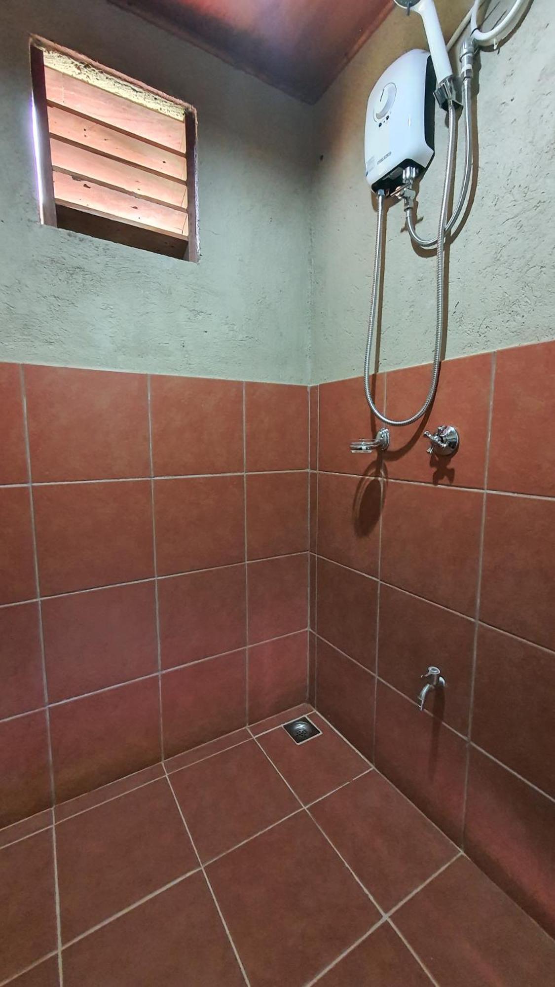 Spacio Caliraya Bed & Breakfast Lumban Dış mekan fotoğraf